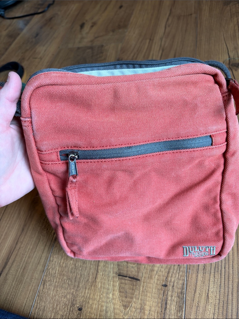 Duluth Trading Co Red Canvas Crossbody Messenger with Grey Strap - Picture 5 of 6